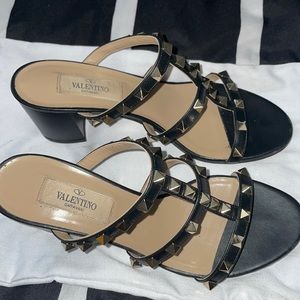 Valentino Garavani Rockstud Slide Sandal Size 36